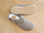 Chaussons type sabot avec boucle Mima coloris taupe