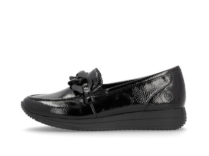 Mocassins compensés Remonte vernis noir