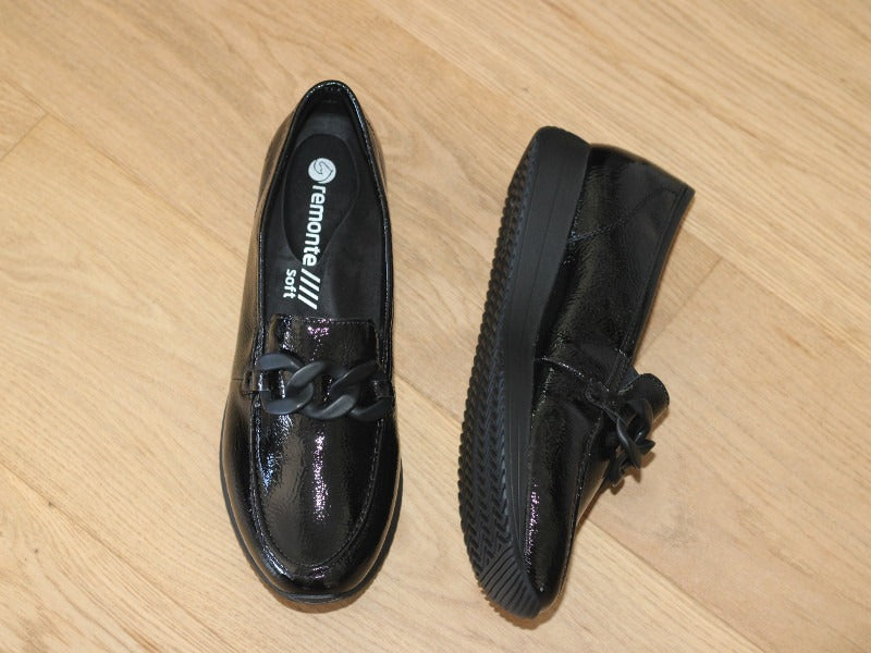 Mocassins compensés Remonte vernis noir