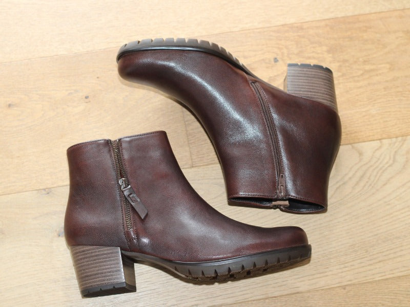 Bottines à talon Gabor en cuir brun