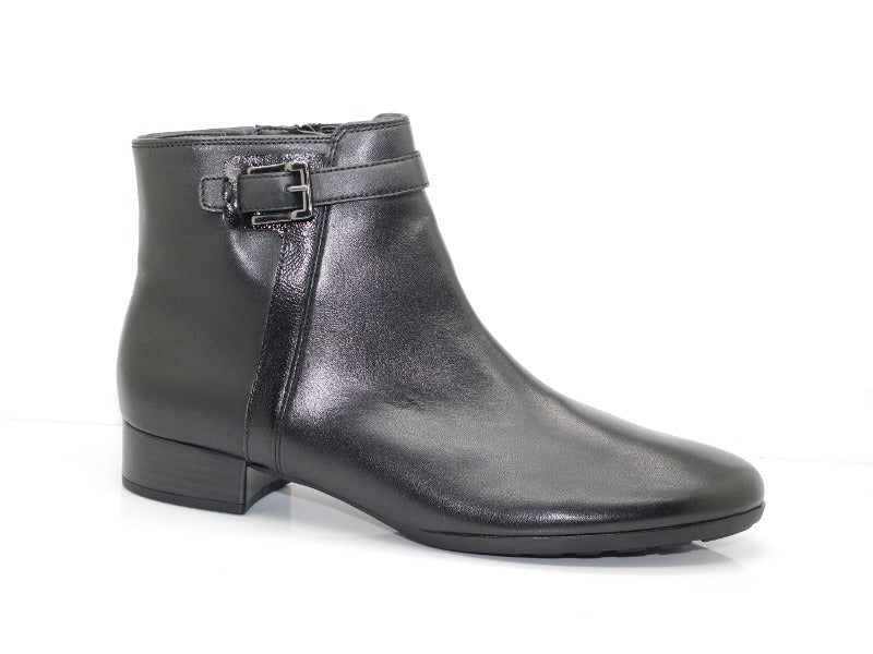 Bottines plates Gabor en cuir noir