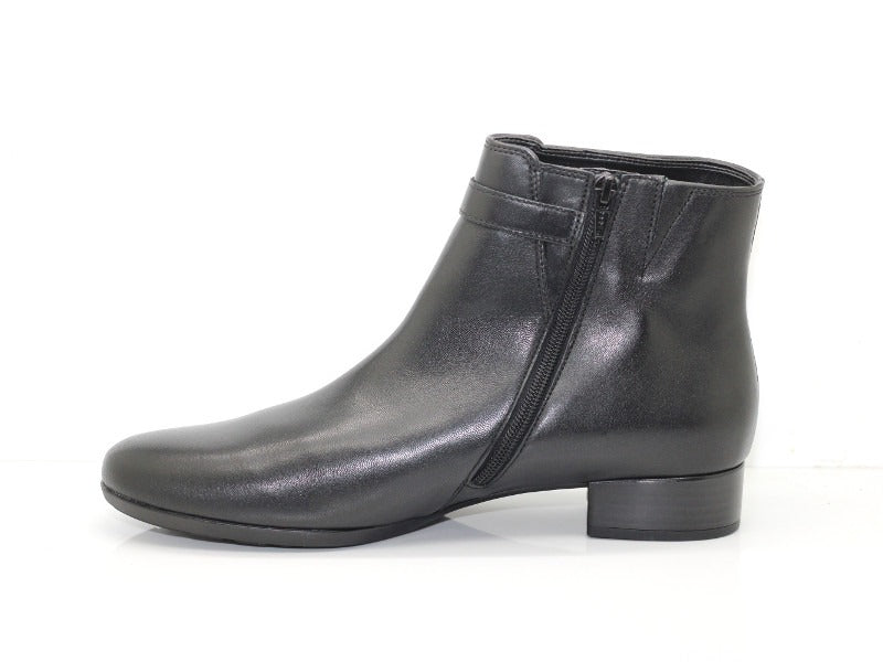 Bottines plates Gabor en cuir noir