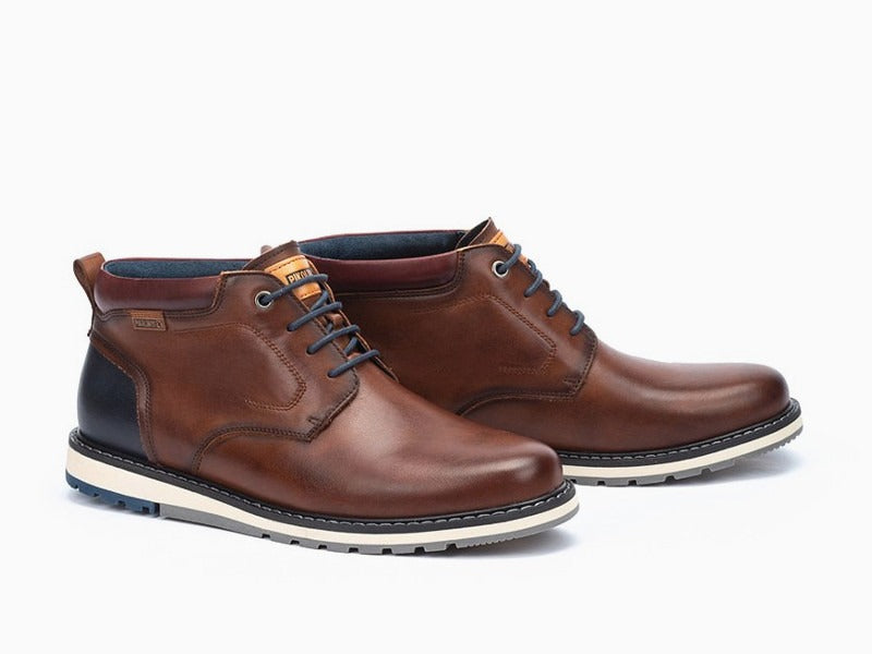 Chaussures montantes Pikolinos en cuir marron Berna