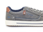Chaussures sneakers gris de Mustang