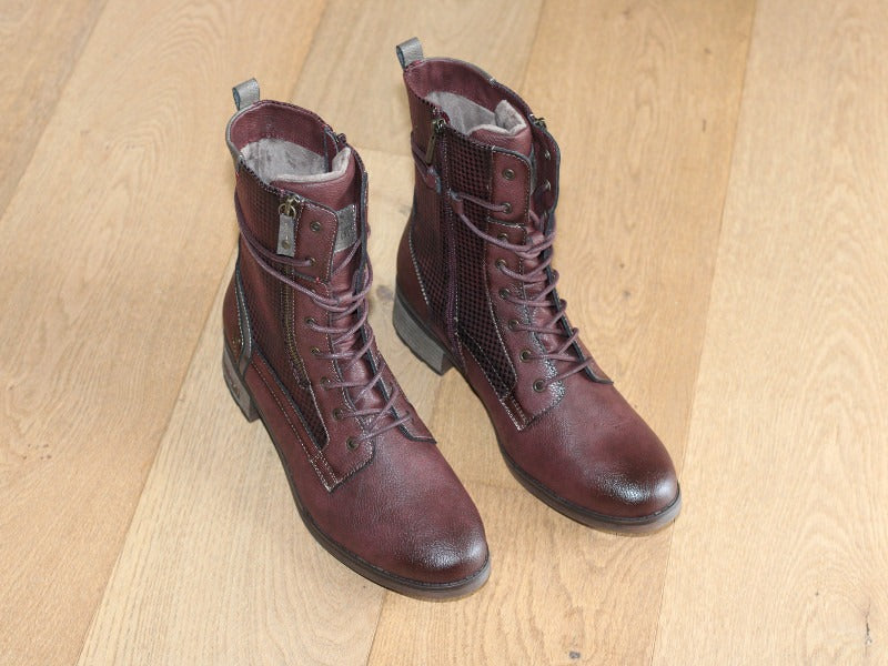 Bottines bordeaux avec imprimé et petit talon Mustang