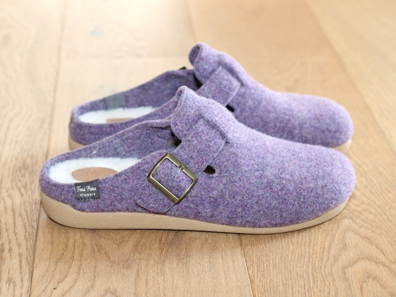 Chaussons Mima avec boucle réglable en feutre violet