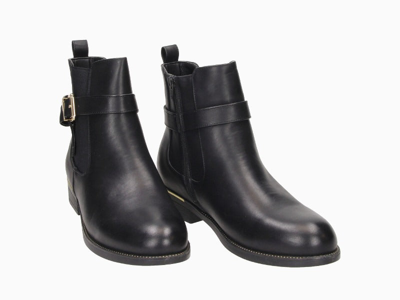 Bottines basses noires avec boucle style chelsea