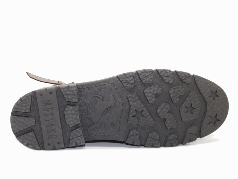 Boots marron style rangers Mustang