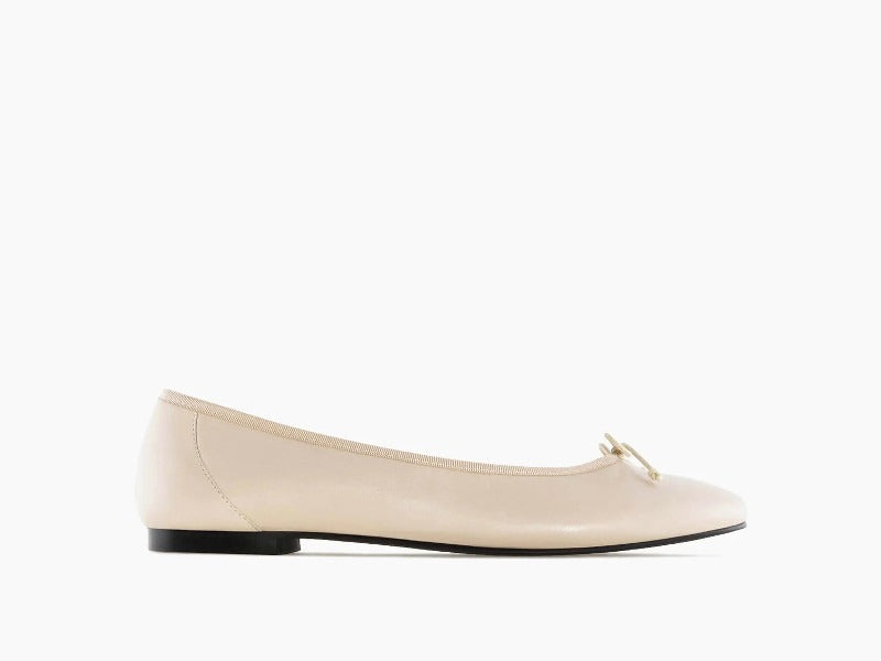 Ballerines classiques en cuir beige