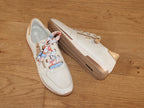 Baskets en cuir blanc et lacet coloré Flore