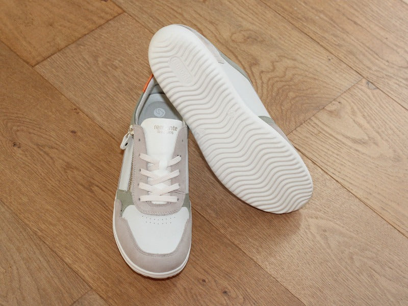 Sneakers en cuir beige et dorée Suzy
