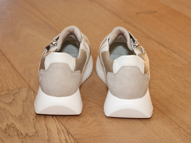 Baskets compensées Remonte en stretch beige et or
