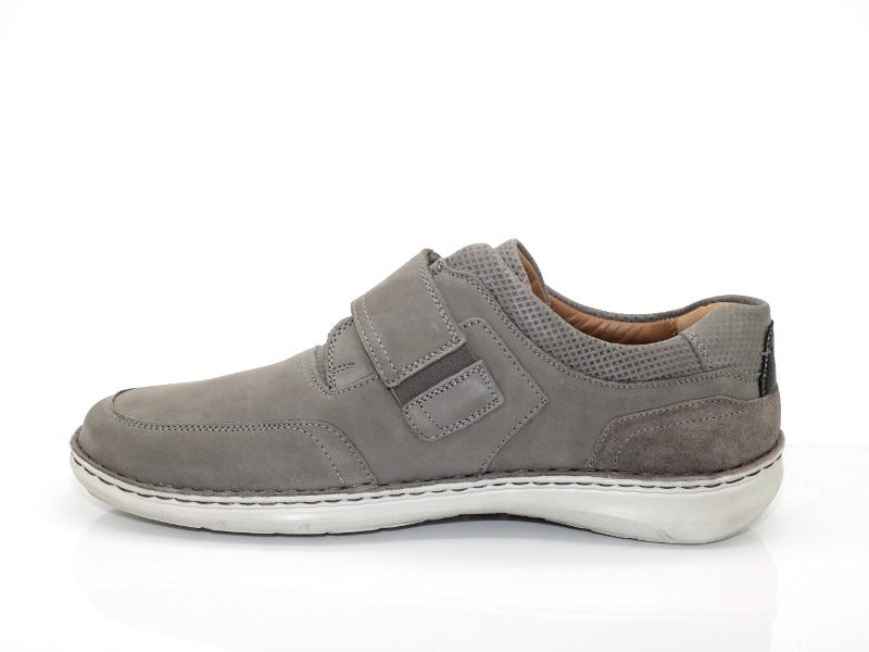 Chaussures en cuir gris avec large scratch New Anvers