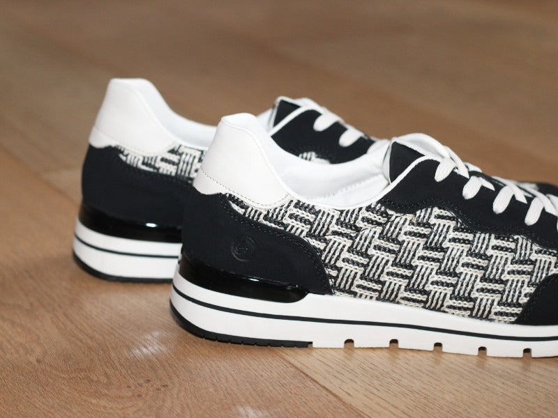 Baskets mode Remonte noir et blanc Grafic