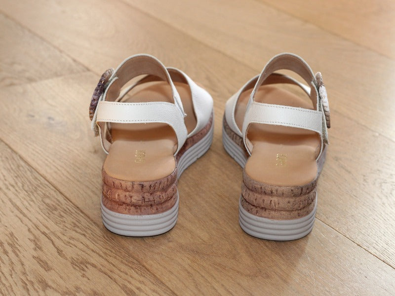Sandales compensées Gabor en cuir beige Idole