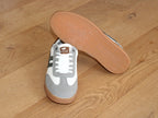Sneakers moderne Mustang blanc et kaki