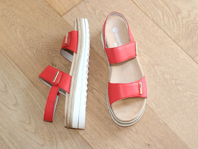 Sandales Remonte en cuir rouge avec brides ajustables