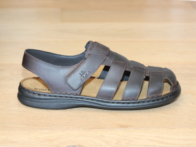 Sandales bout fermé en cuir marron Max
