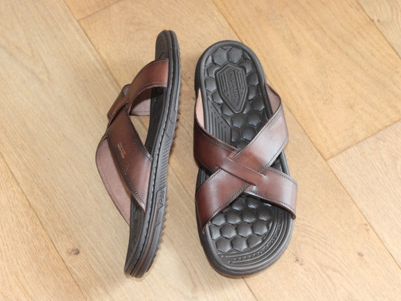 Sandales mule Pegada en cuir marron