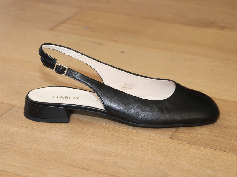 Escarpin en cuir noir Gabor avec bride arrière