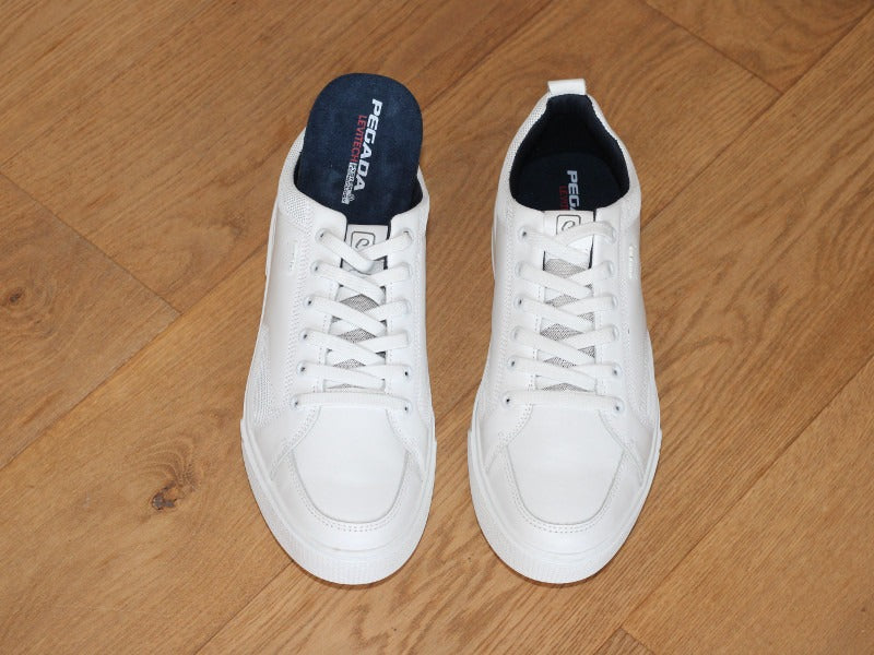 Baskets blanches Pegada en cuir