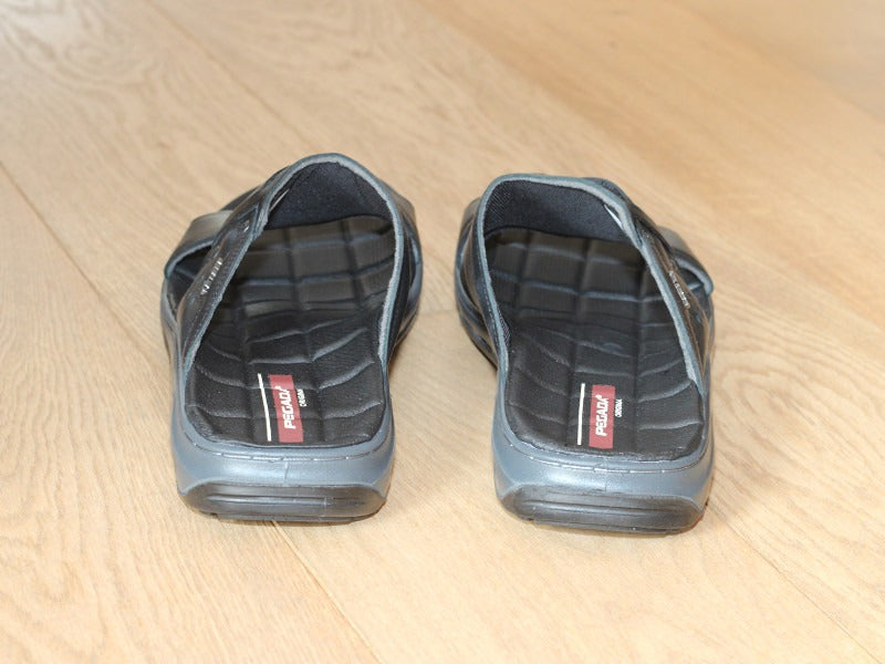 Sandales Pegada en cuir noir