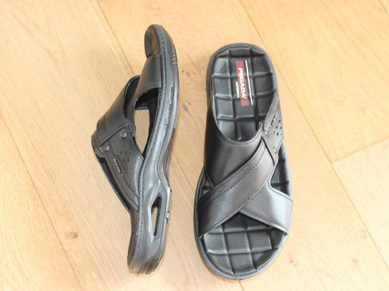 Sandales Pegada en cuir noir