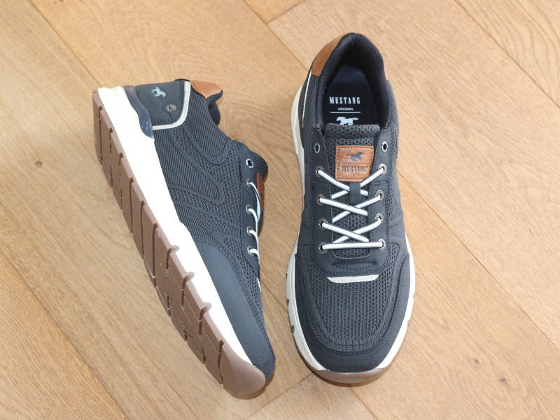 Sneakers sport Mustang en textile bleu marine