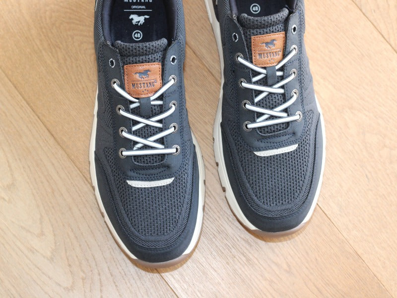 Sneakers sport Mustang en textile bleu marine