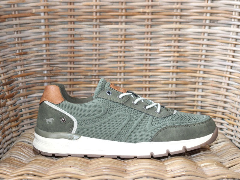 Sneakers sport Mustang en textile kaki