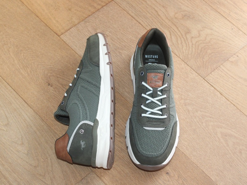 Sneakers sport Mustang en textile kaki
