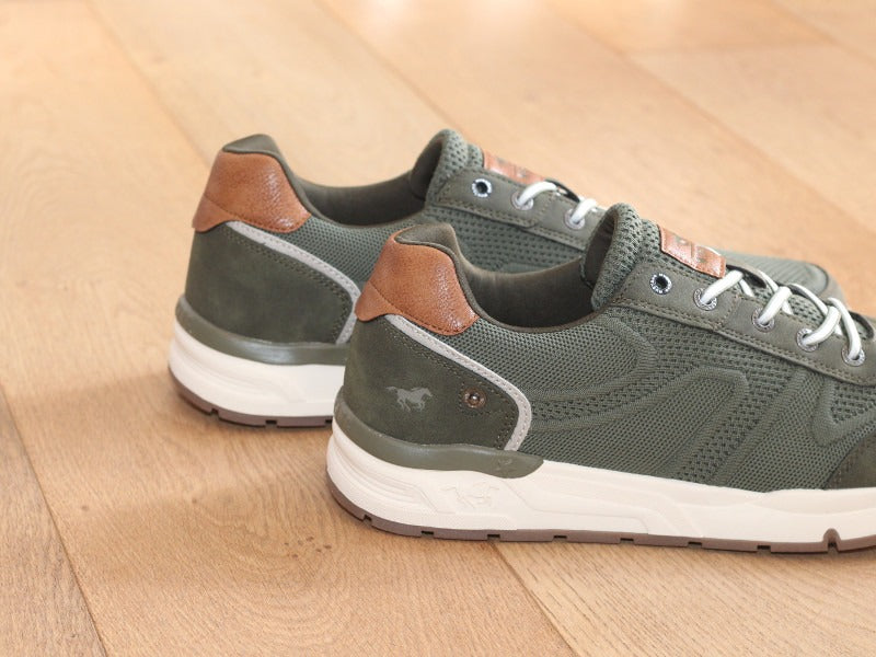 Sneakers sport Mustang en textile kaki