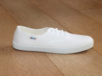 Tennis blanche en toile