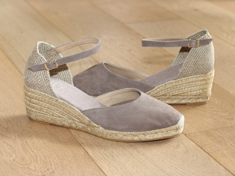 Espadrille Lloret bout fermé et talon compensé en cuir taupe