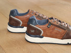 Chaussures sneakers marron Mustang avec semelle sport