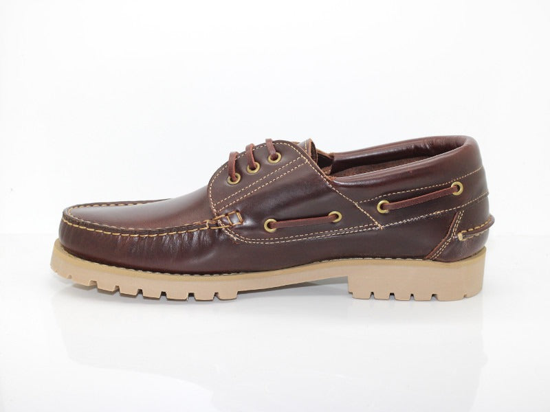 Chaussures bateau en cuir marron Nautic et semelle épaisse