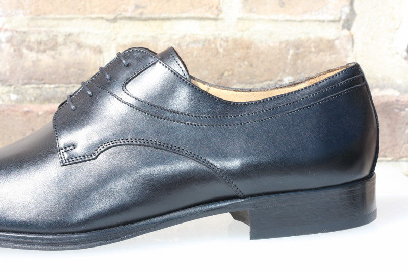 Derbies classiques en cuir noir Philip