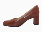 Escarpins en cuir marron camel