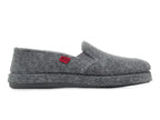 Chaussons d'intérieur en feutre gris 
