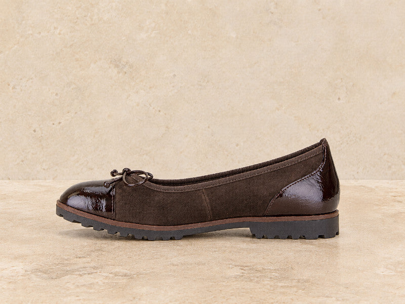 Ballerines sport vernis et velours chocolat
