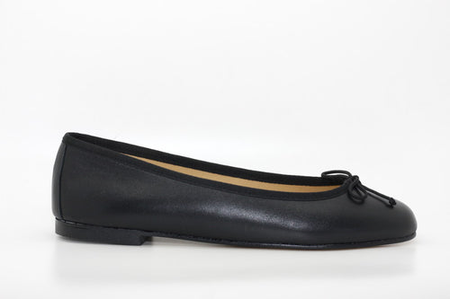 Ballerines en cuir noir Chic