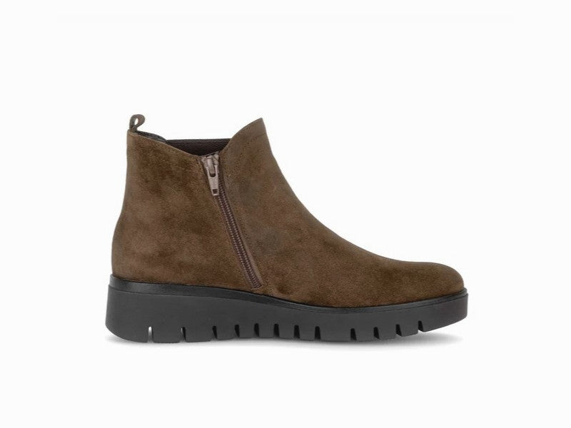 Boots confortables en cuir velours et semelle compensée