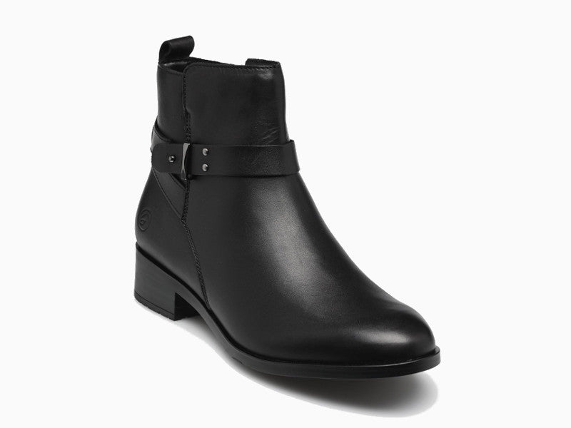 Bottines plates en cuir noir