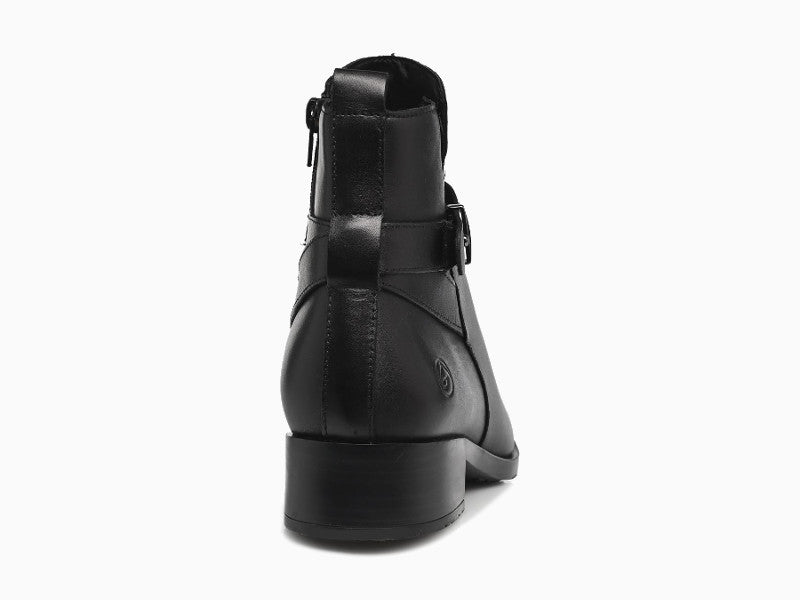 Bottines plates en cuir noir