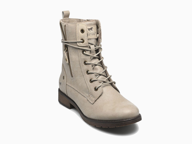 Bottines beige à petit talon Fugitive
