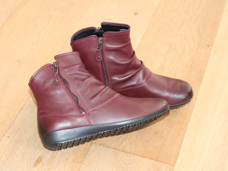 Bottines plates bordeaux en cuir souple Naly