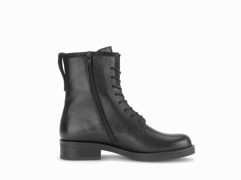 Bottines à lacet en cuir noir