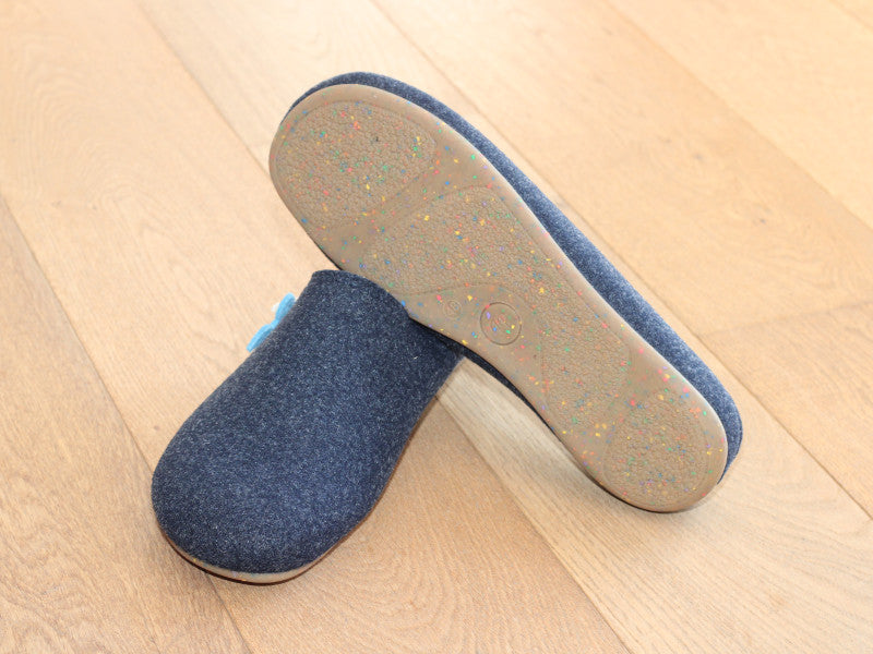 Chaussons slippers en feutre bleu marine