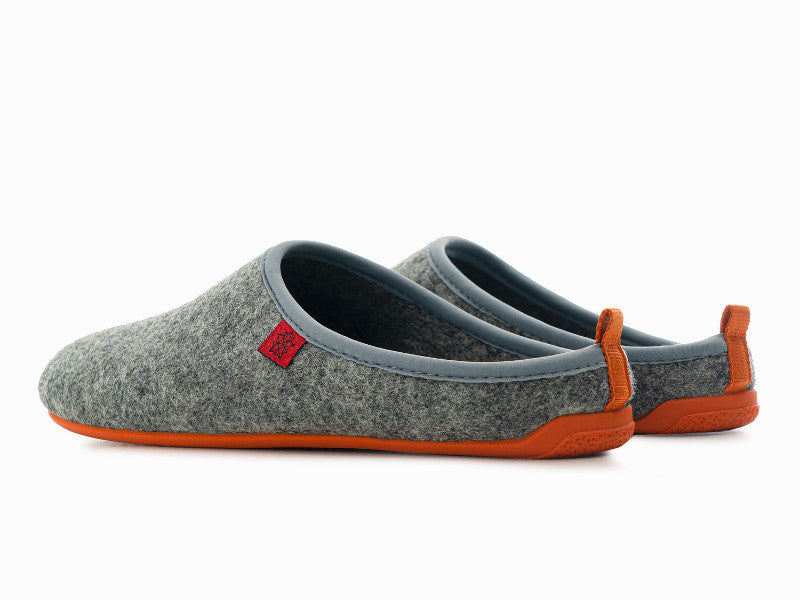 Chaussons slipper en feutre gris Mistigri