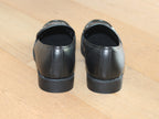 Mocassins noir classique et bijou fantaisie